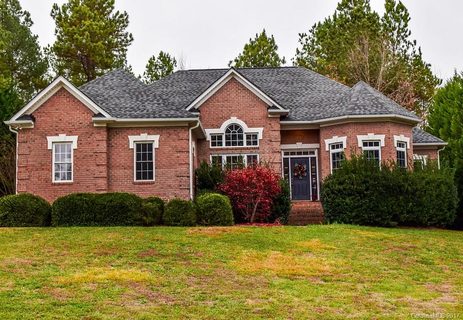 261 Honeysuckle Creek Loop sold home in Honeysuckle Creek, Mooresville, NC