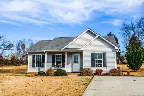 136 Swann Crossing Lane sold home in Swann Crossing, Statesville, NC