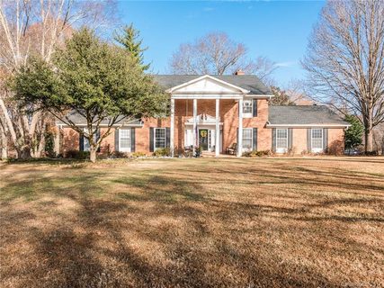 209 Hillside Drive sold home in Hiel Leah, Monroe, NC