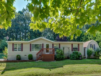 128 Josiah Lane