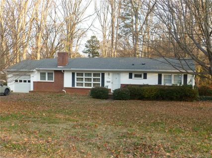 2612 Club Drive sold home in Thomas Acres, Gastonia, NC