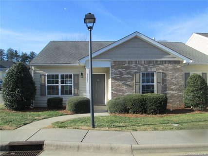 3127 Village Glen Lane sold condo in VILLAGE GLEN, Charlotte, NC