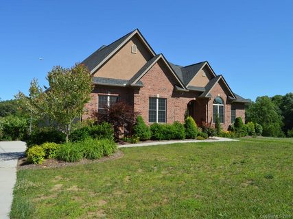 75 Ridgeview Hill Drive