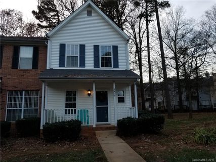 6420 Windsor Gate Lane sold townhome in Windsor Grove Homes, Charlotte, NC