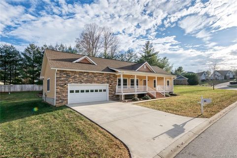 24 Amaretto Drive sold home in Cross Creek, Candler, NC