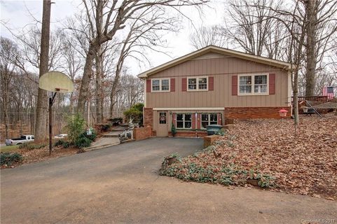 154 Robinhood Loop 23-24