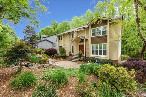 9216 Hunting Court