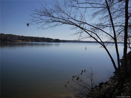 739 Anchors Bend Cove