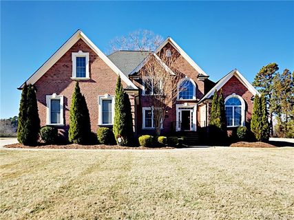 490 Lake Wright Road 10