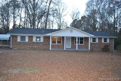 559 Community Lane sold home in Elgin, Lancaster, SC