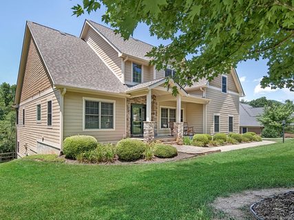 95 Oak Hollow Drive