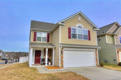 6920 Whitebeam Way 96 sold home in St Clair, Matthews, NC