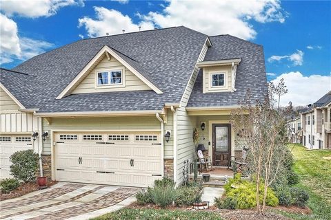 211 Aztec Circle