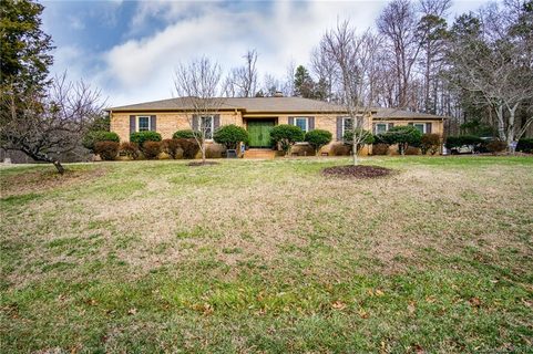 4201 Middle Stream Road sold home in Rolling Acres, Charlotte, NC