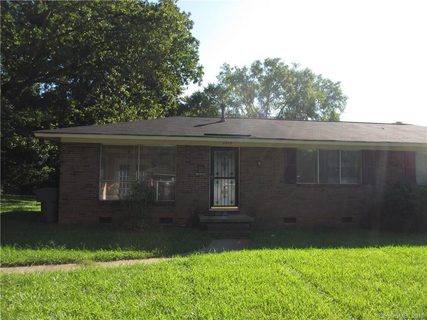 4901 Malibu Drive sold multi-family property in Plaza, Charlotte, NC