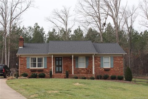 5901 Greyfield Drive sold home in Greyfield, Monroe, NC