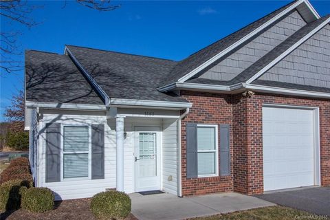 1682 Golden Cedar Lane sold townhome in Mt Olive Manor, Newton, NC
