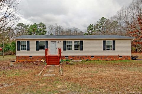 142 Lakewind Drive