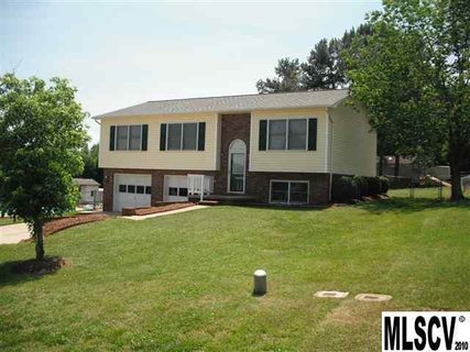3043 Wonderland Lane