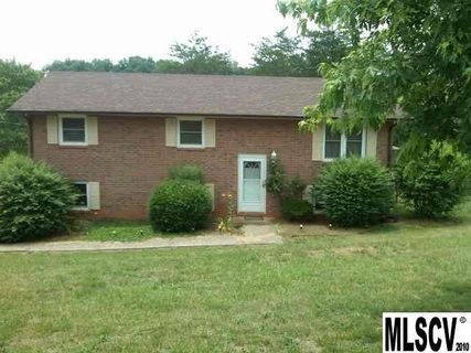1305 Riverview Drive