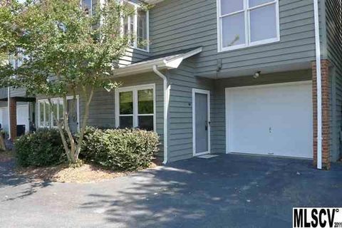 2200 6th Street 3B sold condo in Lakeside, Hickory, NC