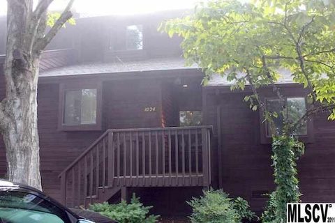 1024 N Center Street