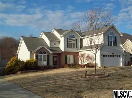1833 Twin Ponds Drive