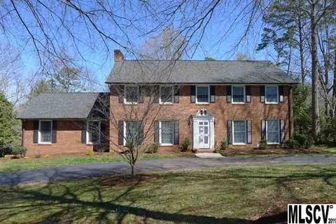2070 2nd Street Drive