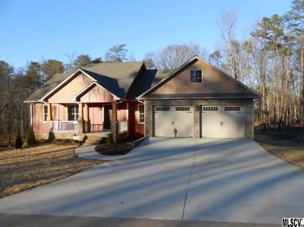 118 Maplewood Court
