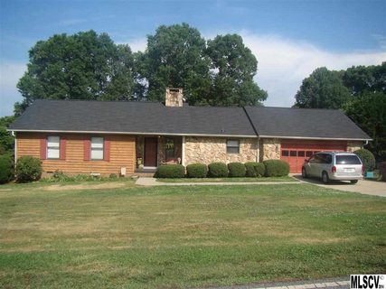 1408 31st St Place sold home in Stoneridge, Conover, NC