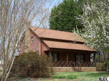 1307 32nd Street Court sold home in Stoneridge, Conover, NC