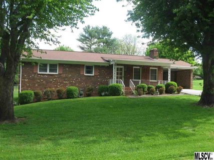 109 Robinson Road