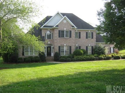 1033 Willow Creek Drive