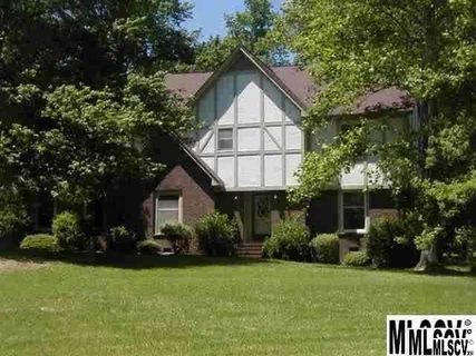 1746 Knolls Drive