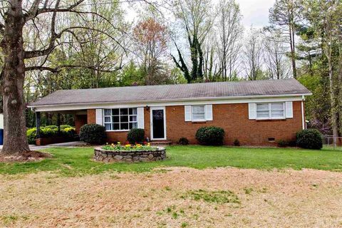 2540 32nd Avenue sold home in Eastwood, Hickory, NC