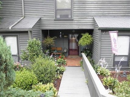 4340 N Center Street 506