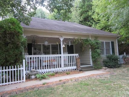 1481 Indian Hills Drive