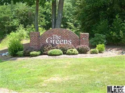 17 Greenway Drive