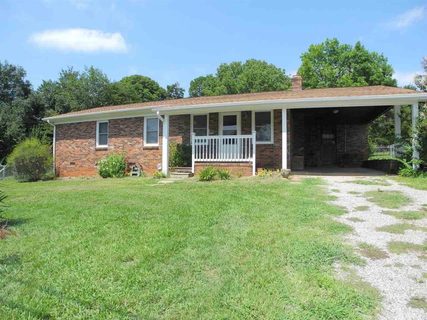 1070 Bexley Lane