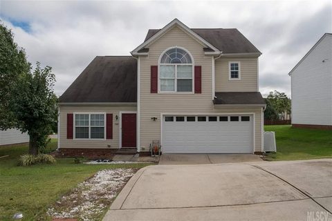 1949 9th Street Place sold home in Windsong, Hickory, NC