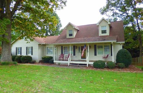 1236 31st St Place sold home in Stoneridge, Conover, NC