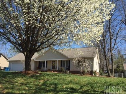 1136 Rollingwood Drive