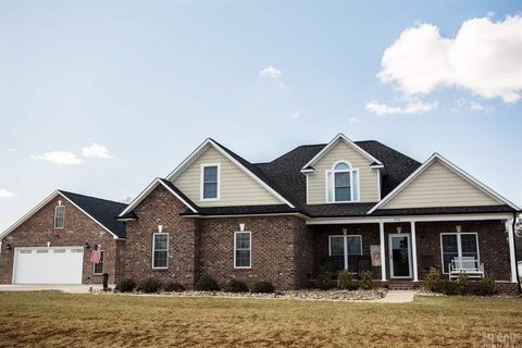 950 Oak Ridge Farms Circle sold home in Oak Ridge Farms, Newton, NC