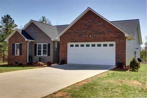 9036 Mccray Farms Drive