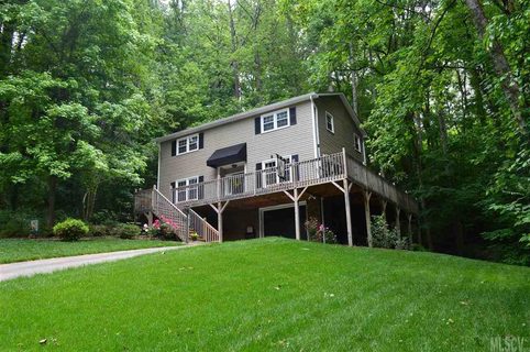 811 Chesterfield Circle