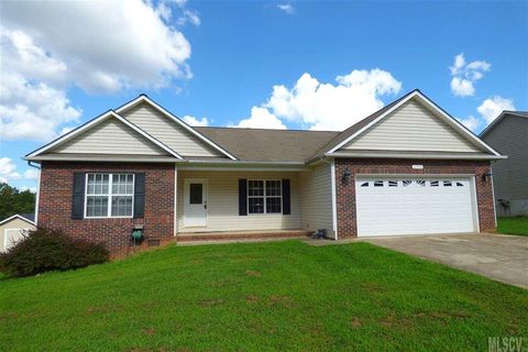208 Pine Meadows Circle