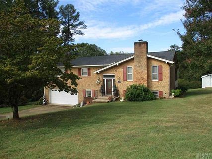 505 Wildlife Access Road sold home in Lakemont, Hickory, NC