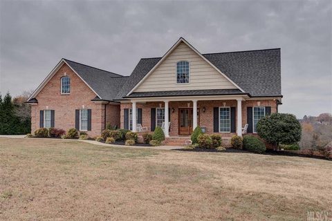 2759 Carriage Lane