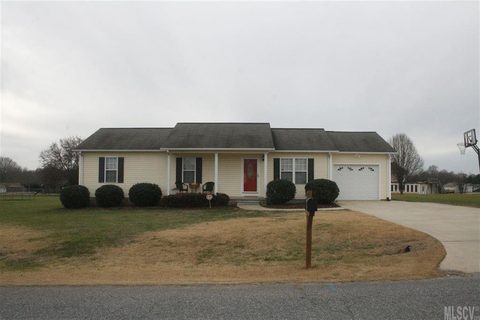 2275 Clear Water Lane