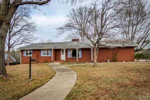 1078 6th Ave Drive